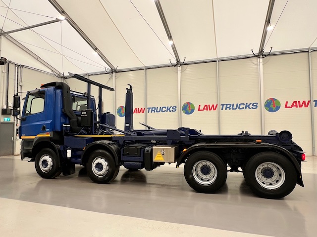 DAF CF85 360 8×4 Day Cab Hookloader