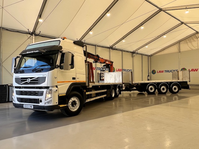 Volvo FM 450 Dropside Brick Grab Drawbar