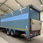 Scania P320 6×2 10 Tyre Rear Lift Insulated Box Van - thumbnail