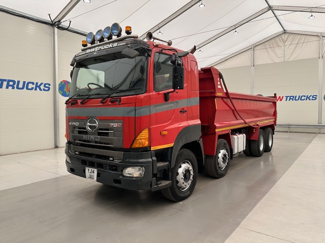 Hino 3241 700 8×4 Sleeper Cab Steel Tipper
