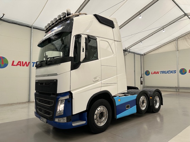 Volvo FH 500 GTXL 6×2 Midlift Tractor Unit