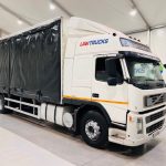 Volvo FM9 260 10 Tyre Sleeper Cab Curtainsider - thumbnail