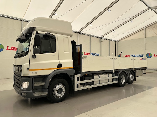 DAF CF 440 6×2 Sleeper Cab Dropside Drawbar Spec