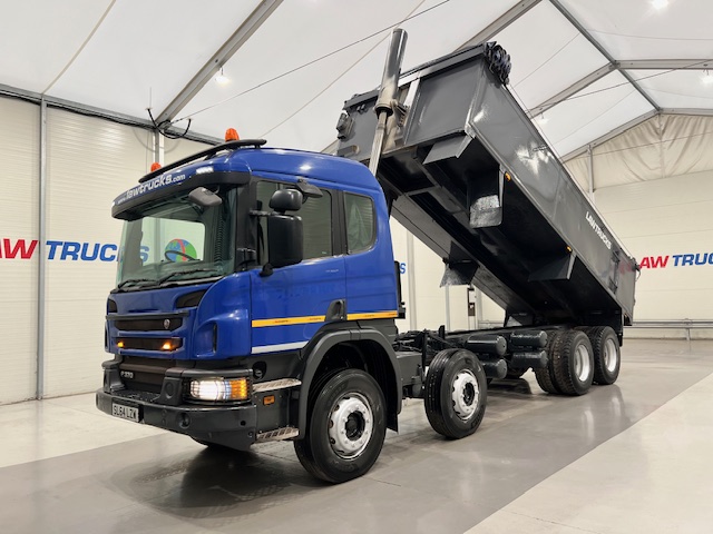 Scania P370 8×4 Sleeper Cab Tipper Manual