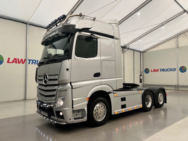 Mercedes Actros L 2548 6×2 Rear Lift Tractor Unit PTO