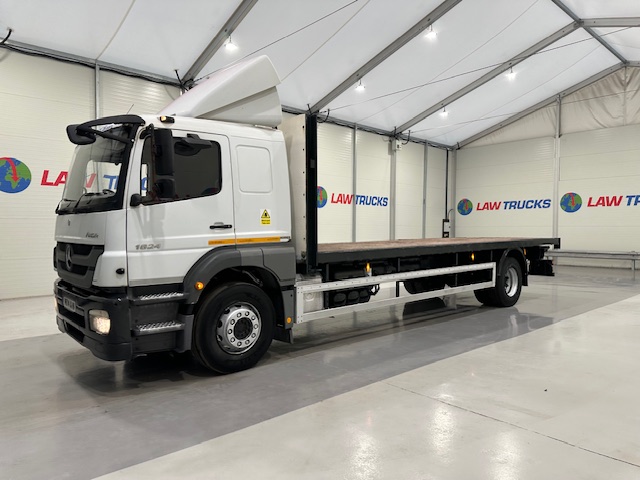 Mercedes Axor 1824 Sleeper Cab Flatbed