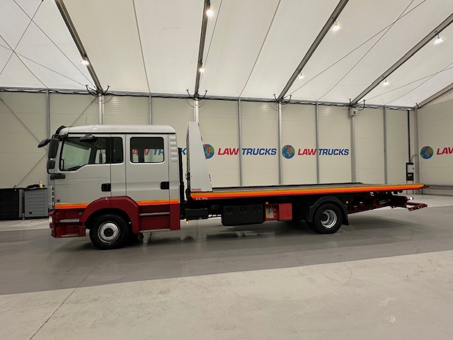 MAN TGL 12.220 Crew Cab Tilt and Slide