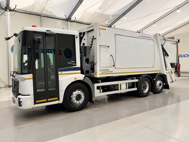 Mercedes Econic 2630 6×2 Refuse Bin Lorry