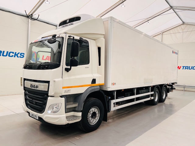 DAF CF 330 6×2 Rear Lift Fridge Box