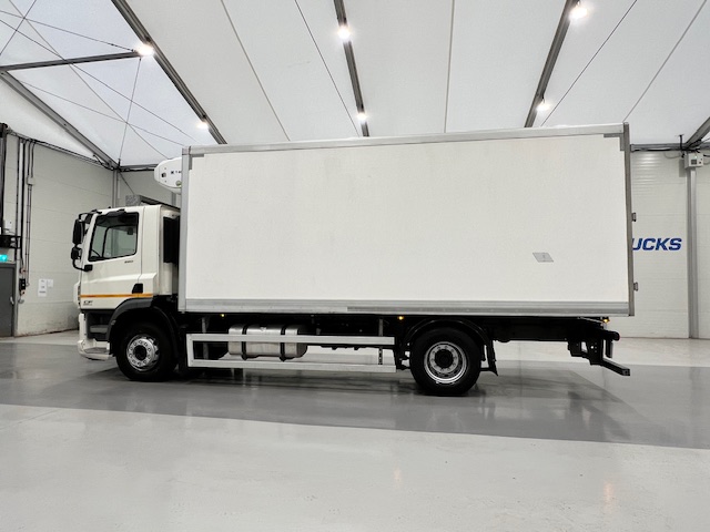 DAF CF 260 4×2 Day Cab Fridge Box