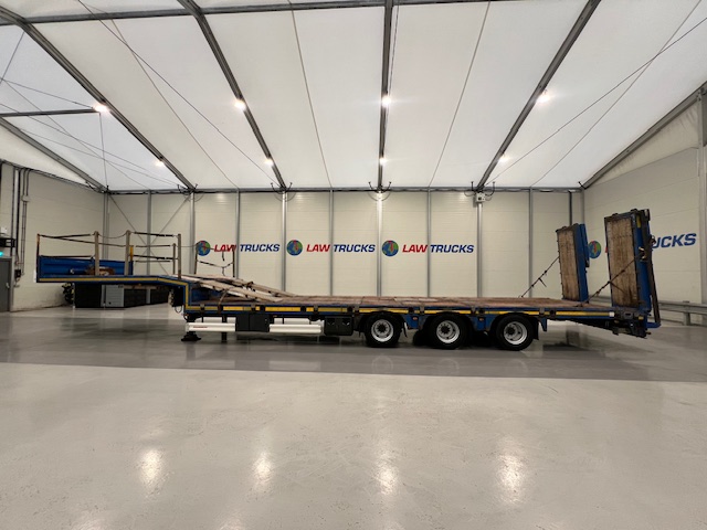 Kassbohrer Tri Axle Machinery Carrier Lowloader