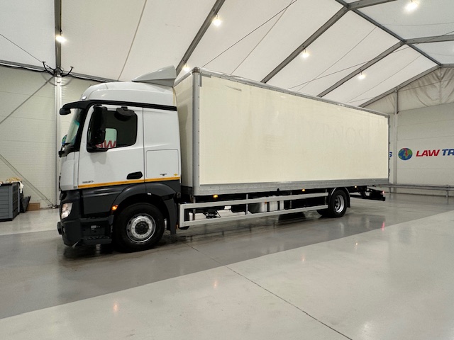 Mercedes Actros 1830 Sleeper Cab Box Van