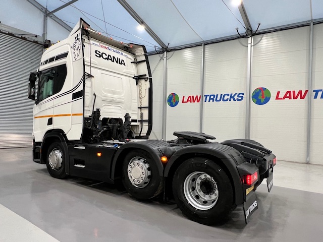 Scania R450 6×2 Midlift Tractor Unit