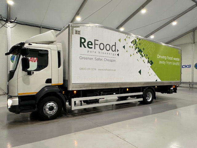 Volvo FL 240 4×2 Day Cab Box Van