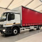 Mercedes Actros 1824 4×2 Sleeper Cab Curtainsider - thumbnail