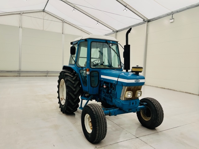 Ford 7610 Tractor