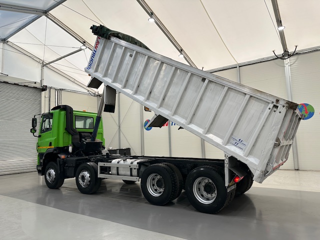 DAF CF 370 8×4 Day Cab Tipper Manual