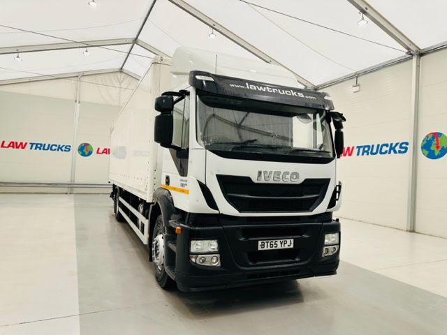 Iveco Stralis 310 AT 6×2 Box Van
