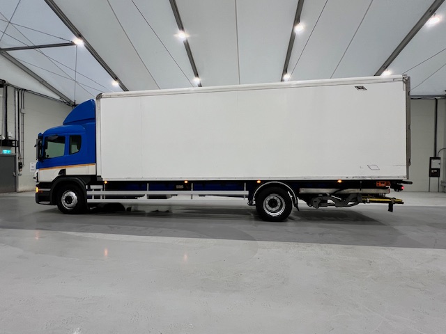 Scania P250 4×2 Sleeper Cab Fridge Box