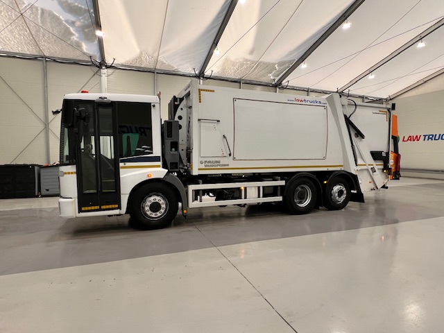 Mercedes Econic 2630 6×2 Refuse Bin Lorry