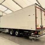 Mercedes Actros 2532 6×2 Rear Lift Day Cab Fridge Box - thumbnail