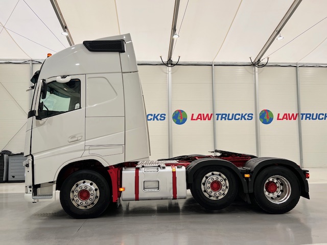 Volvo FH 500 GTXL 6×2 Midlift Tractor Unit
