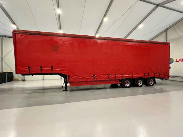 Kerbaid Miles Nunn Tri Axle Stepframe Enclosed Lowloader