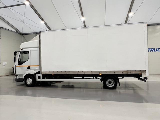 Renault Midlum 190 Sleeper Cab Box Van
