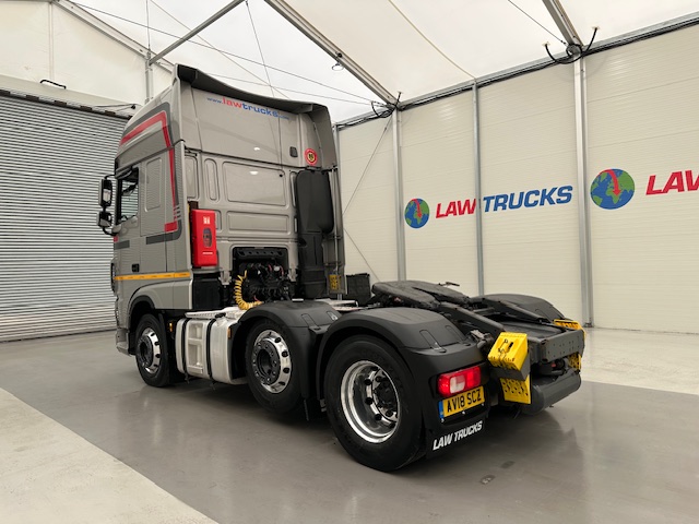 DAF XF 530 6×2 Midlift Tractor Unit