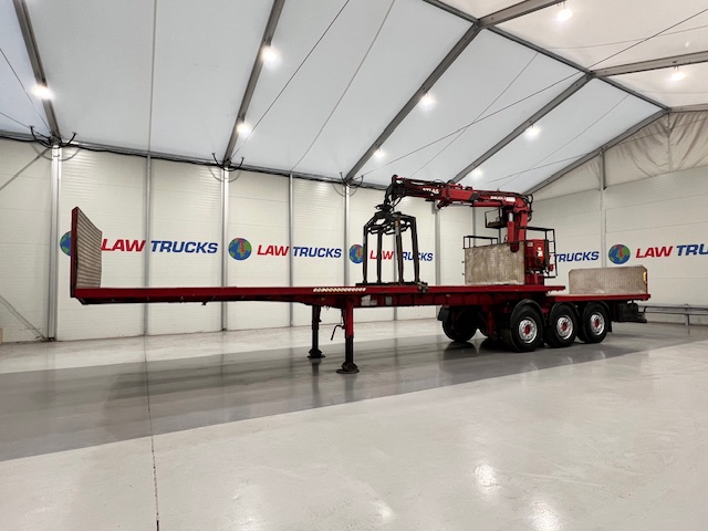 Corus Tri Axle Flatbed Brick Grab Trailer