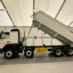 Volvo FM 410 8×4 Sleeper Cab Tar Spec Tipper - thumbnail