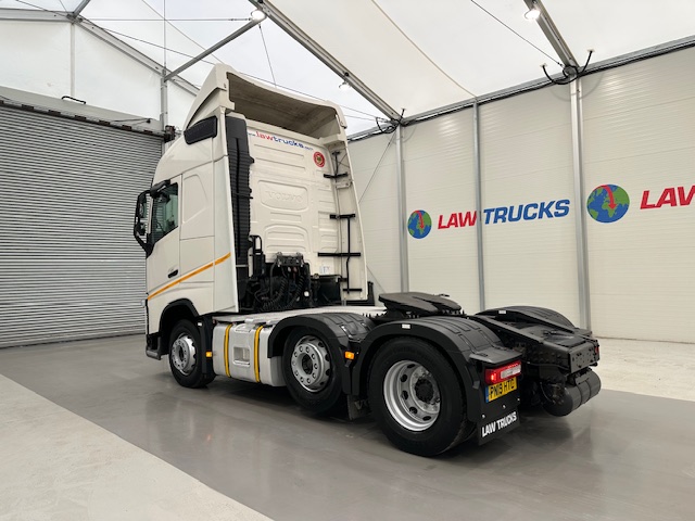 Volvo FH 460 6×2 Sleeper Cab Midlift Tractor Unit