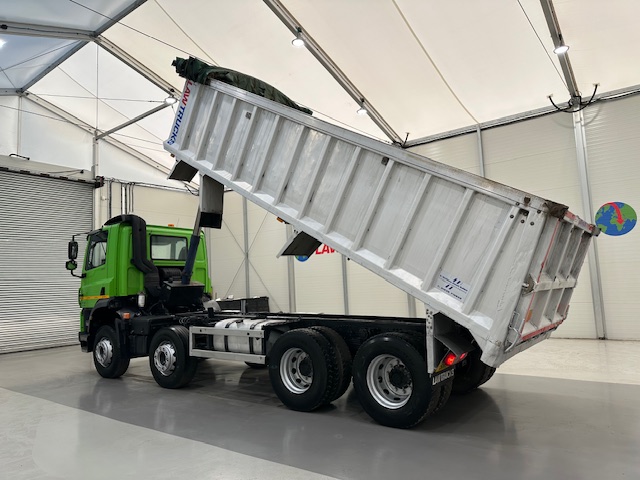 DAF CF 370 8×4 Day Cab Tipper Manual