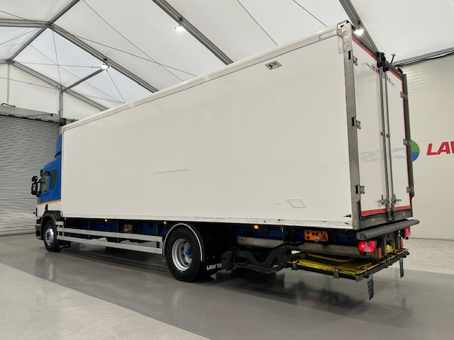 Scania P250 4×2 Sleeper Cab Fridge Box