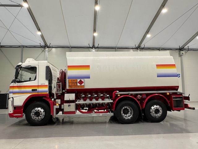Volvo FM 300 6×2 20,000 Litre Fuel Tanker
