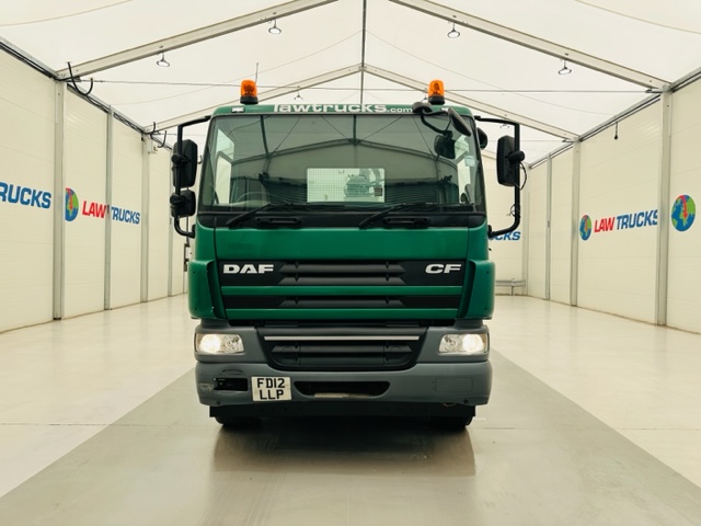 DAF CF75 310 Rear Lift Day Cab Dropside Brick Grab