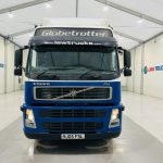 Volvo FM 300 6×2 Sleeper Cab Curtainsider - thumbnail