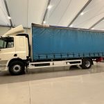 DAF CF65 220 Sleeper Cab Curtainsider Manual - thumbnail