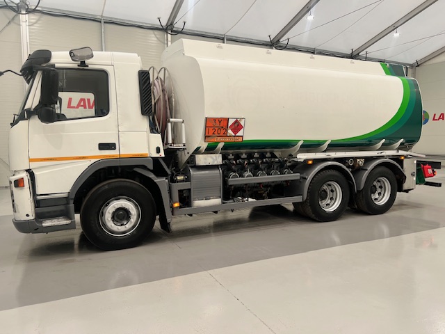 Volvo FM9 300 19000 Litre Fuel Tanker