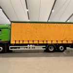 Mercedes Actros 2536 6×2 Sleeper Cab Curtainsider - thumbnail