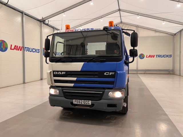 DAF CF75 310 Day Cab Dropside Brick Grab
