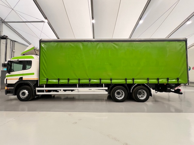 Scania P280 6×2 10 Tyre Rear Lift Curtainsider