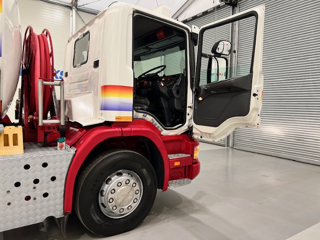 Scania P94 300 6×2 Rear Lift 20000 Litre Fuel Tanker