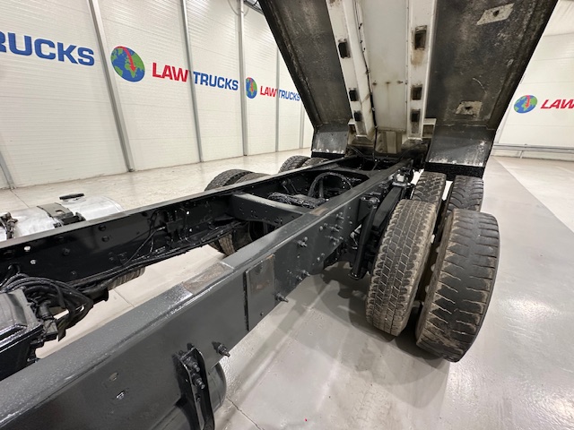 Volvo FM 300 6×4 Day Cab Tipper