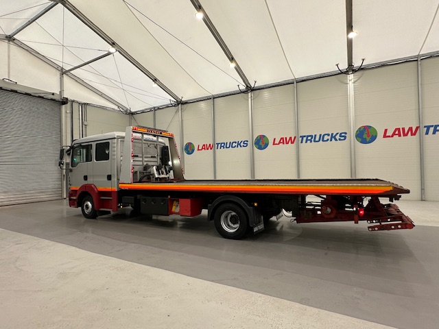 MAN TGL 12.220 Crew Cab Tilt and Slide