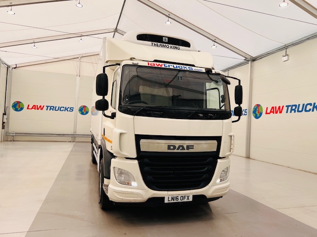 DAF CF 330 6×2 Rear Lift Fridge Box