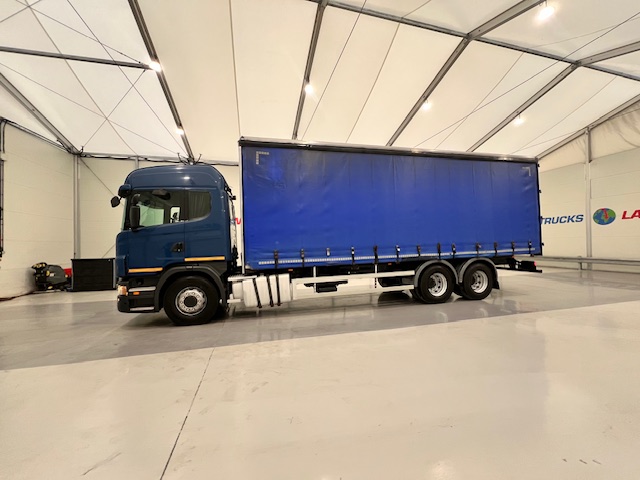 Scania G440 6×2 10 Tyre Sleeper Cab Curtainsider