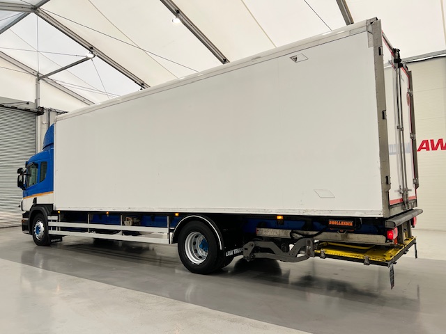 Scania P250 4×2 Sleeper Cab Fridge Box