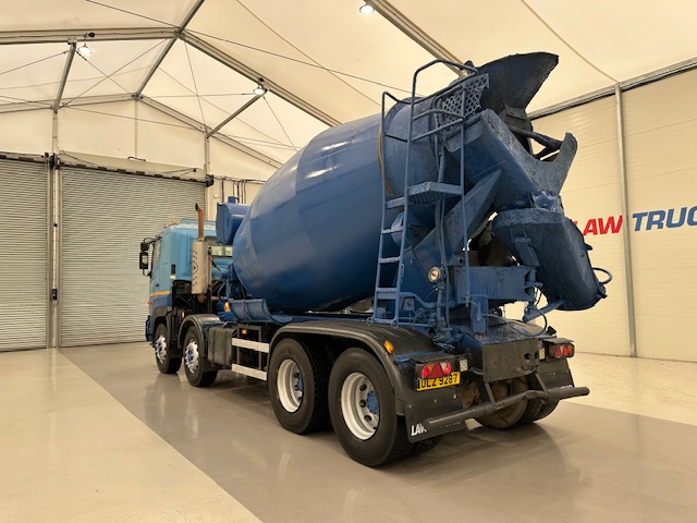 Hino 700 4123 8×4 Cement Mixer