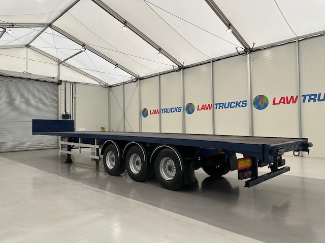 SDC Tri Axle Flatbed Trailer